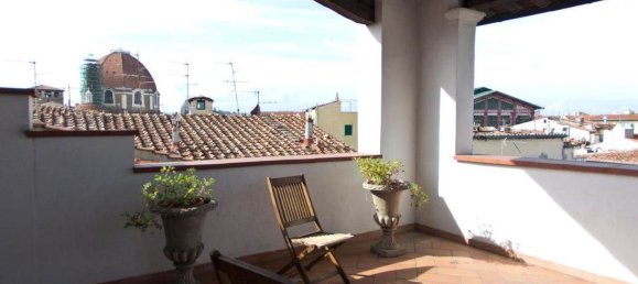 8 rooms Penthouse in Florence, Italy No. 49080 6