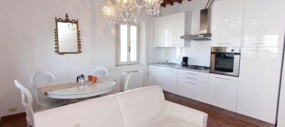 8 rooms Penthouse in Florence, Italy No. 49080 10