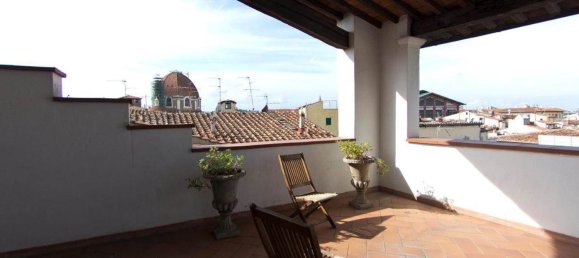 8 rooms Penthouse in Florence, Italy No. 49080 5