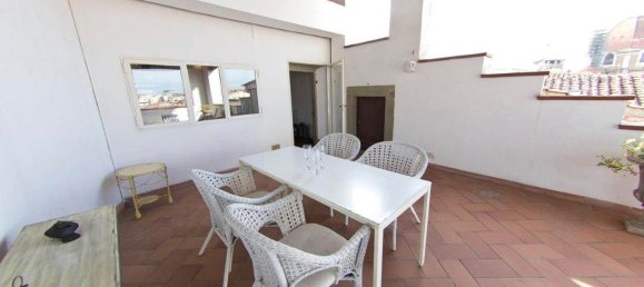 8 rooms Penthouse in Florence, Italy No. 49080 8