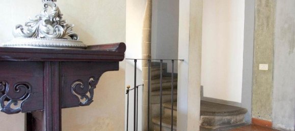 8 rooms Penthouse in Florence, Italy No. 49080 15