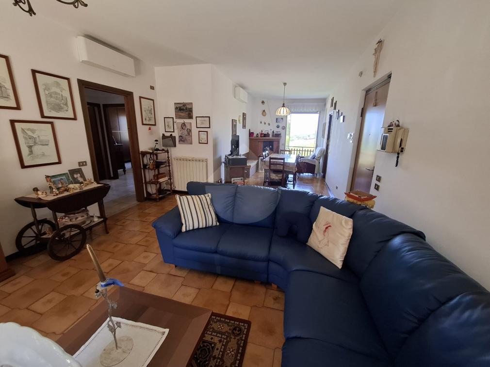 4غرفة شقة في Todi, Italy رقم 310943