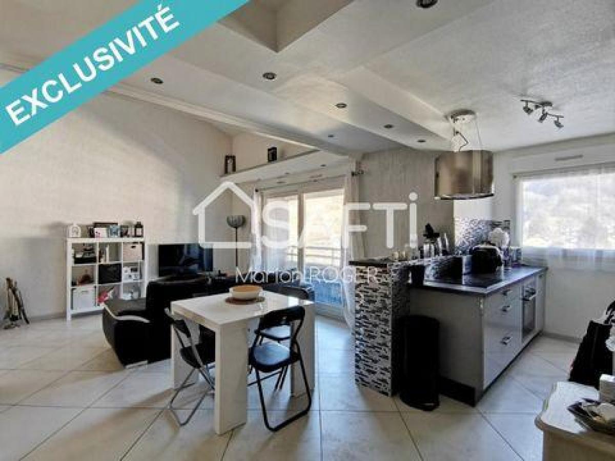 2 Schlafzimmer Wohnung in Cluses, France, Nr. 33497