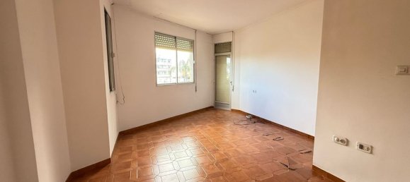 Casa de 3 dormitorios en Alicante, Spain No. 190451 13