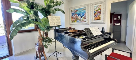 Вилла с 4 спальнями в Пескара, Италия № 362138 7