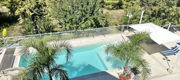 Вилла с 4 спальнями в Пескара, Италия № 362138 2