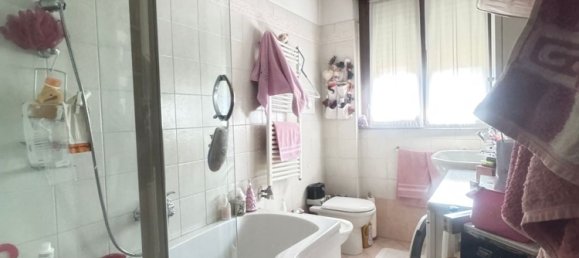 Apartamento de 2 dormitorios en Milan, Italy No. 364933 14