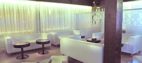 654m² Commercial property in Marbella, Spain No. 88329 14