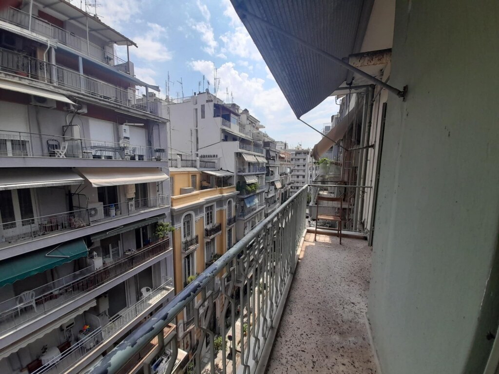 Apartamento de 2 dormitorios en Thessaloniki, Greece No. 101463