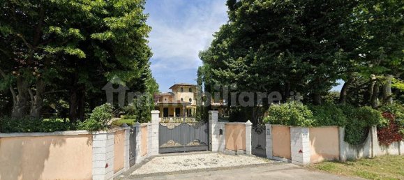 5 غرف نوم فيلا في Soncino, Italy رقم 187130 2