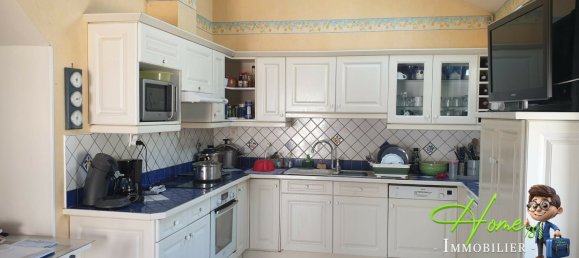 Дом с 4 спальнями в Лез Экс-д'Анжийон, Франция № 61550 18