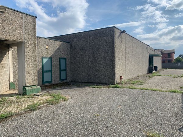 3 rooms Commercial property in Vistarino, Italy No. 193722