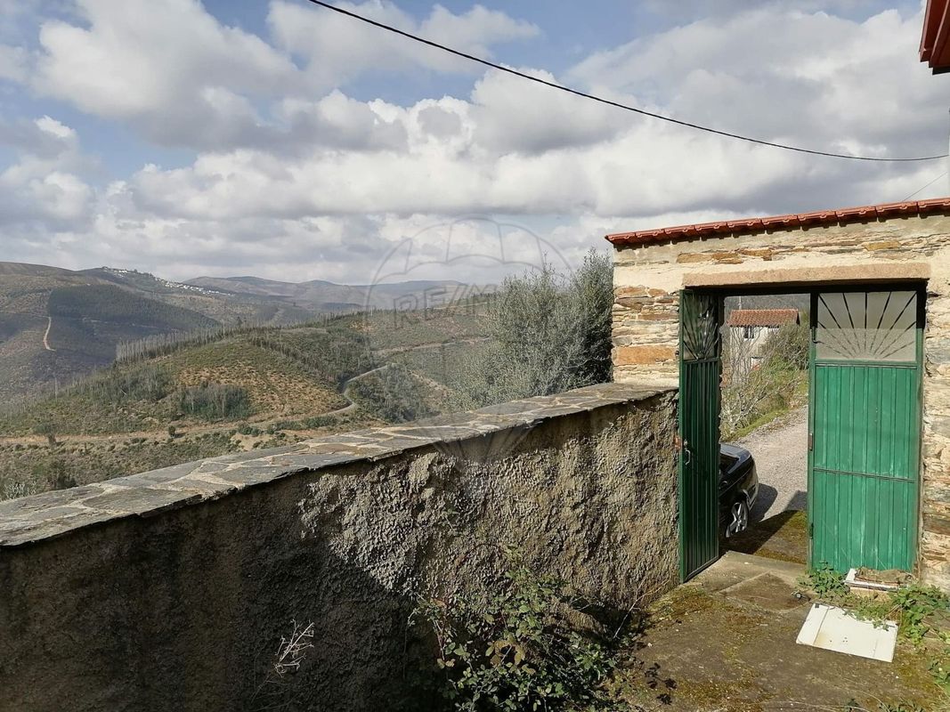 Дом с 2 спальнями в Гойш, Португалия № 34204