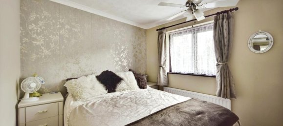 4 bedrooms House in Chatham, United Kingdom No. 10484 37