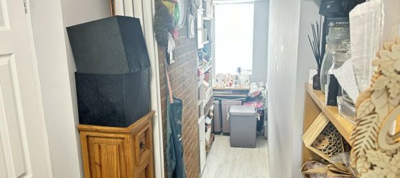 4 bedrooms House in Chatham, United Kingdom No. 10484 9