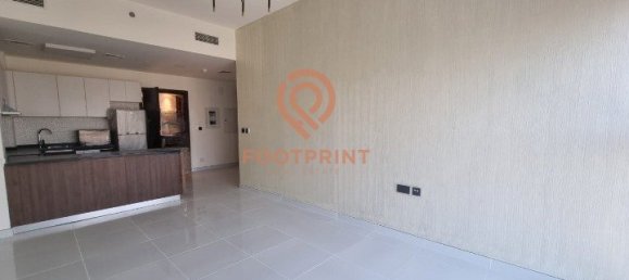 Apartamento de 2 dormitorios en International City, UAE No. 24360 17