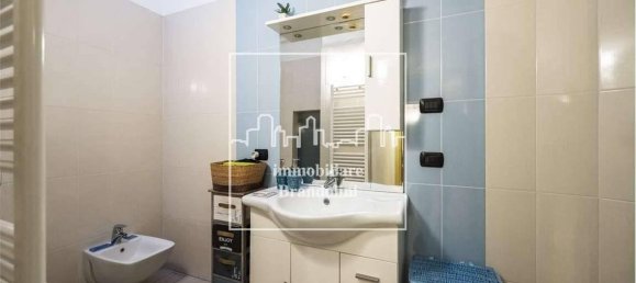 2 rooms Apartment in Varese, Italy No. 69153 9