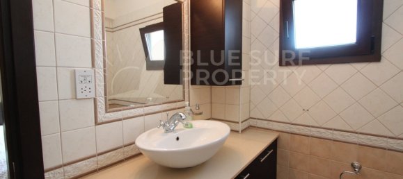 4 Schlafzimmer Villa in Paralimni, Cyprus, Nr. 9249 18