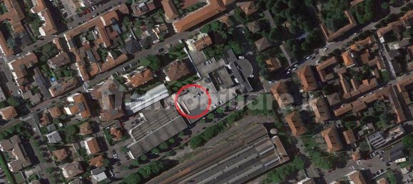 مرآب في Legnano, Italy 15متر مربع رقم 319648 10