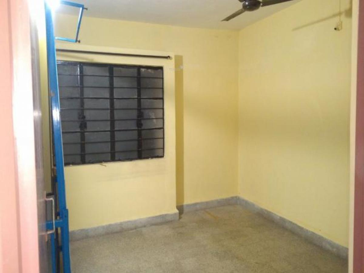 Estúdio em Pune, India N.º 1883