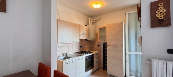 Studio in Ceriano Laghetto, Italy No. 313874 7