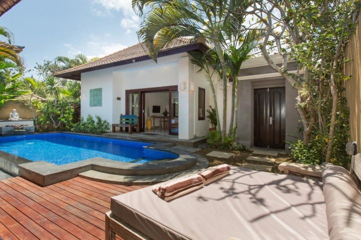 2 bedrooms Villa for rent in Seminyak, Badung, Bali, Indonesia № 3336