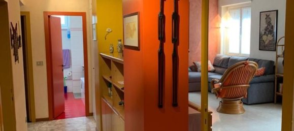 3 rooms Apartment in Milan, Italy No. 262275 2