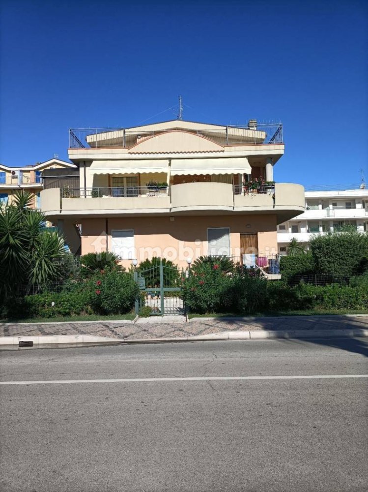 2 Schlafzimmer Wohnung in San Salvo, Italy, Nr. 314833