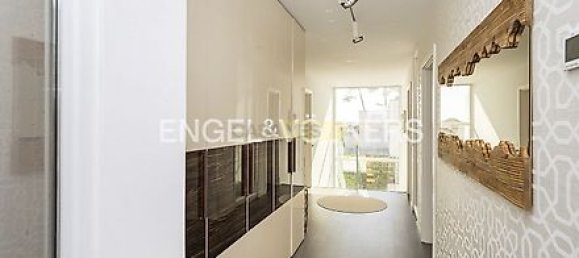 6 bedrooms House in Almada, Portugal No. 13997 8