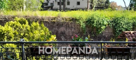 8-salle Appartement à Portici, Italy No. 120296 14