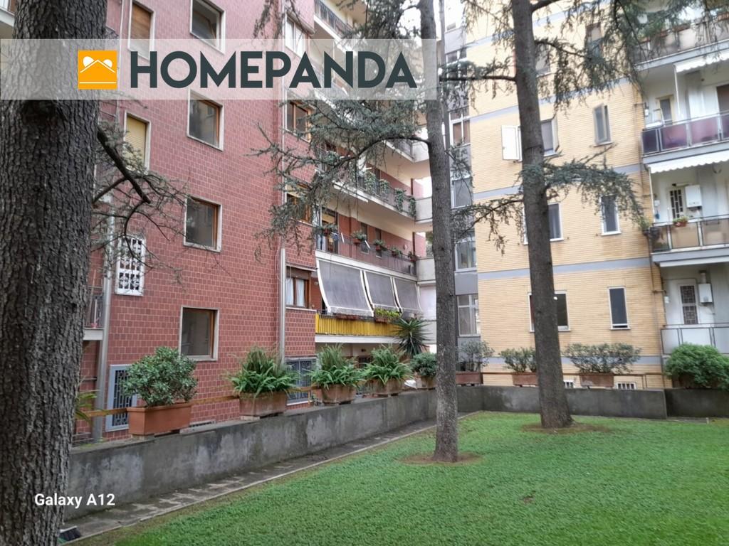 8-salle Appartement à Portici, Italy No. 120296