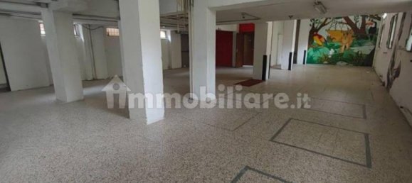 239m² Warehouse in Pavia, Italy No. 302170 14