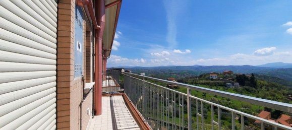 3 rooms Apartment in Ariano Irpino, Italy No. 179320 8