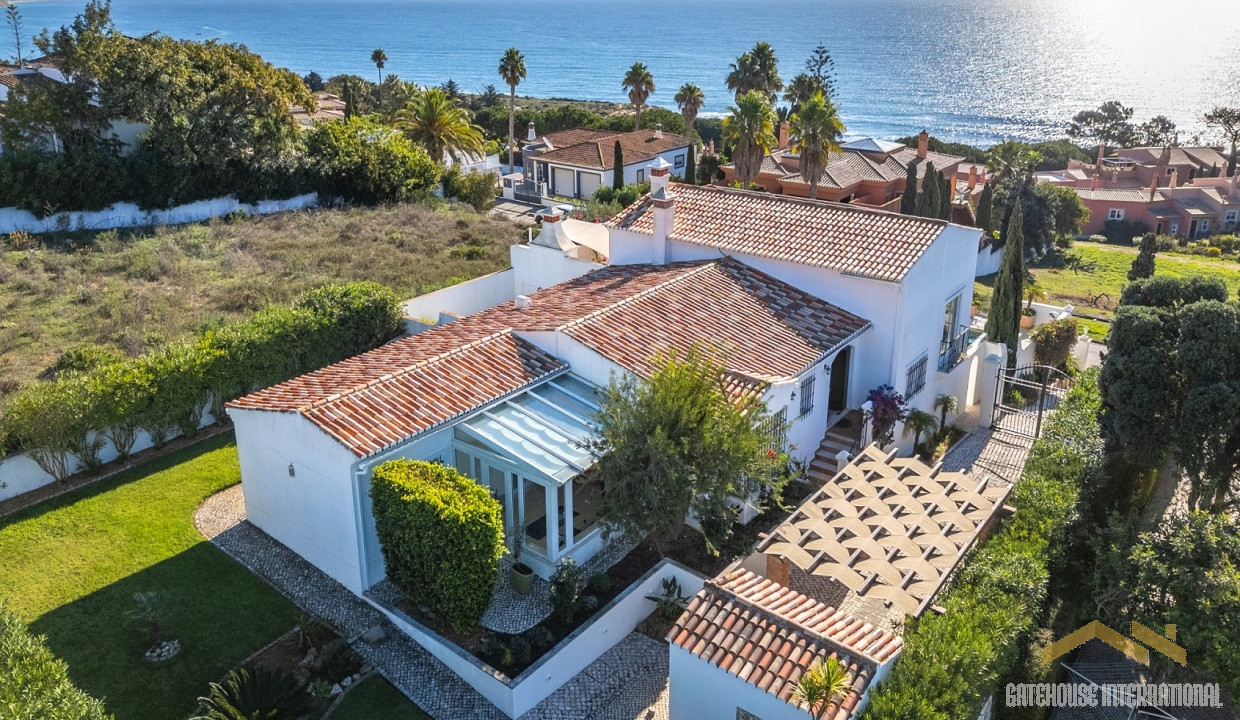 4 bedrooms Villa in Luz, Portugal No. 307894