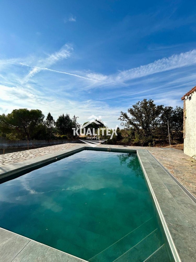 3 bedrooms House in Arroyo de la Luz, Spain No. 270932