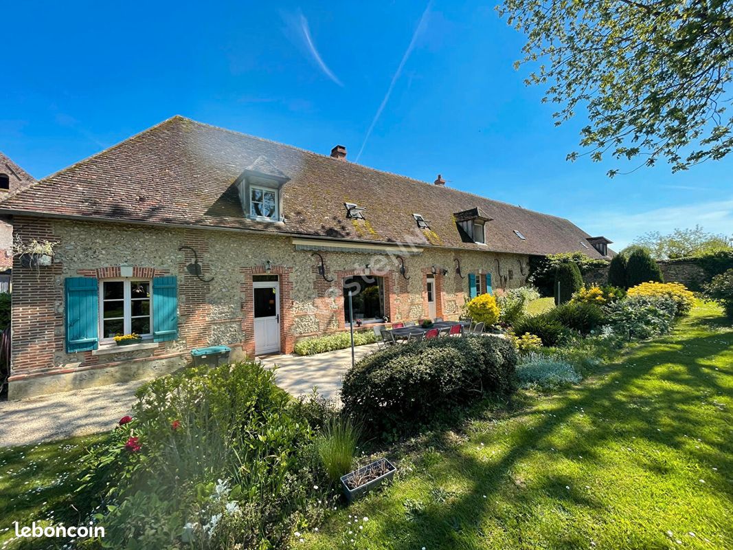 5 bedrooms House in Chaumont-en-Vexin, France No. 64336