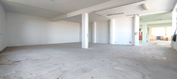 Edifício em Como, Italy 1084 m² N.º 362312 26