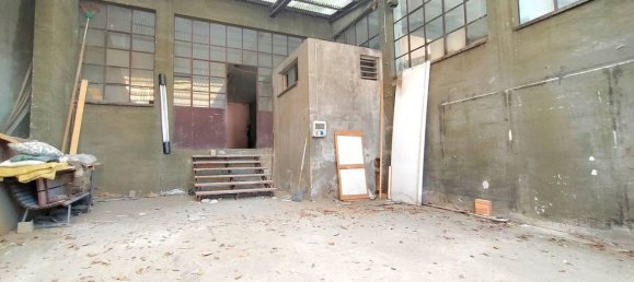 Edifício em Como, Italy 1084 m² N.º 362312 36