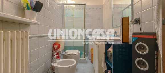 3 rooms Apartment in Fenegrò, Italy No. 263015 15