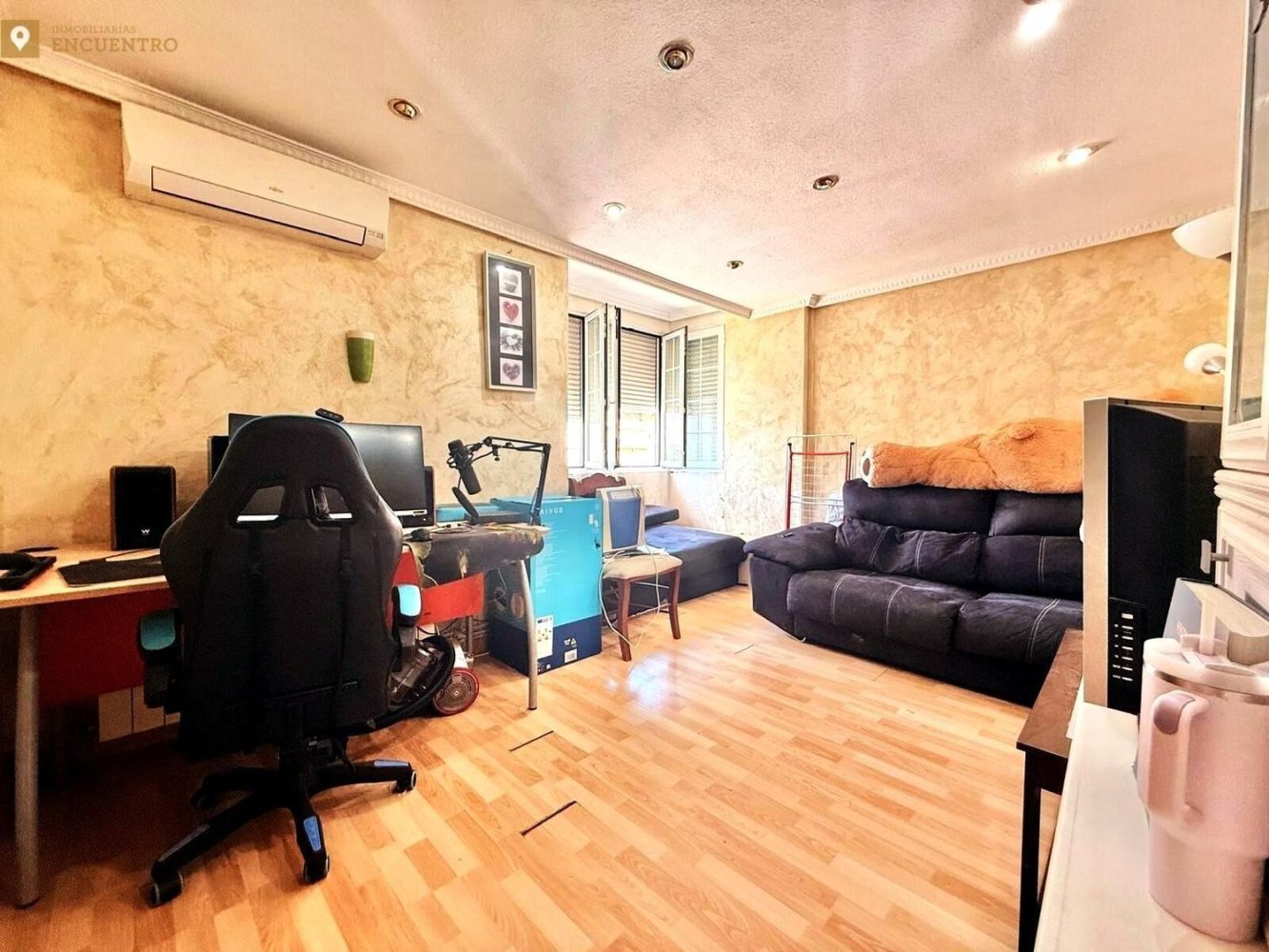 3 Schlafzimmer Wohnung in Mostoles, Spain, Nr. 170740