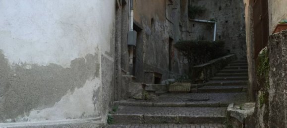 6-salle Appartement à Asso, Italy No. 81370 3