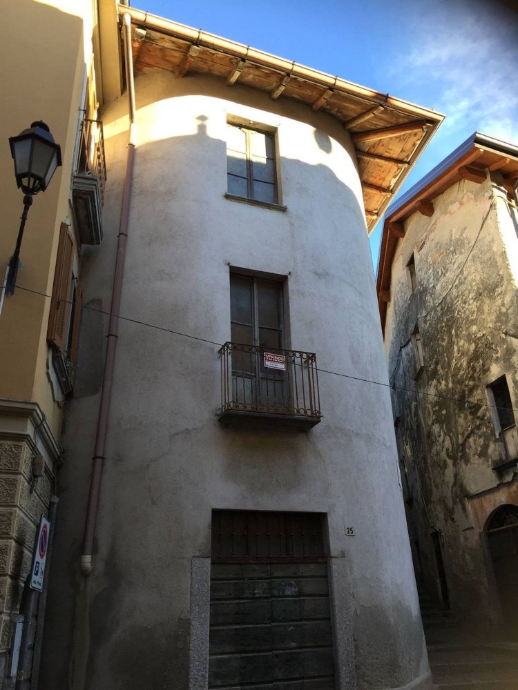 6-salle Appartement à Asso, Italy No. 81370