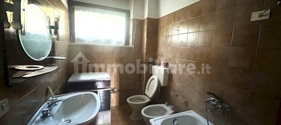 Villa de 4 dormitorios en Saint Christophe, Italy No. 220703 8