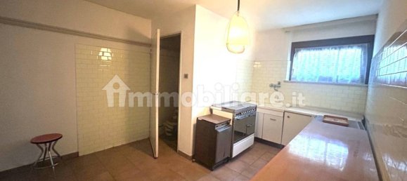 Villa de 4 dormitorios en Saint Christophe, Italy No. 220703 9