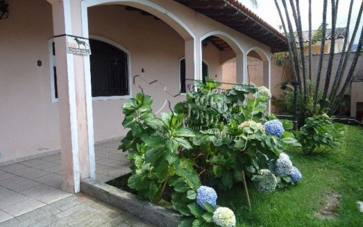 Casa de 3 dormitorios en Sao Paulo, Brazil No. 445078