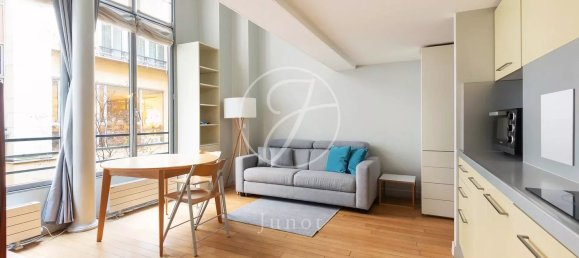 1 bedroom Duplex in Paris, France No. 185665 2