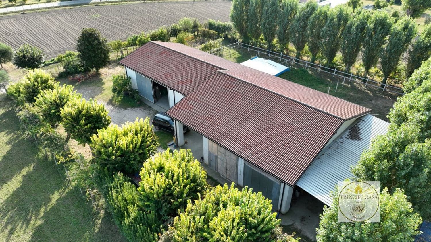 3-salle Entrepôt à Padua, Italy No. 176987