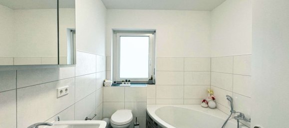 Apartamento de 3 dormitorios en Offenbach, Germany No. 213702 18