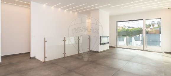 4 غرف نوم منزل في Setubal, Portugal رقم 170682 5