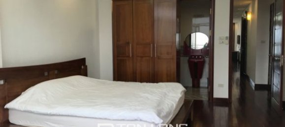 Квартира с 3 спальнями в Тэйхо, Вьетнам № 3121 11